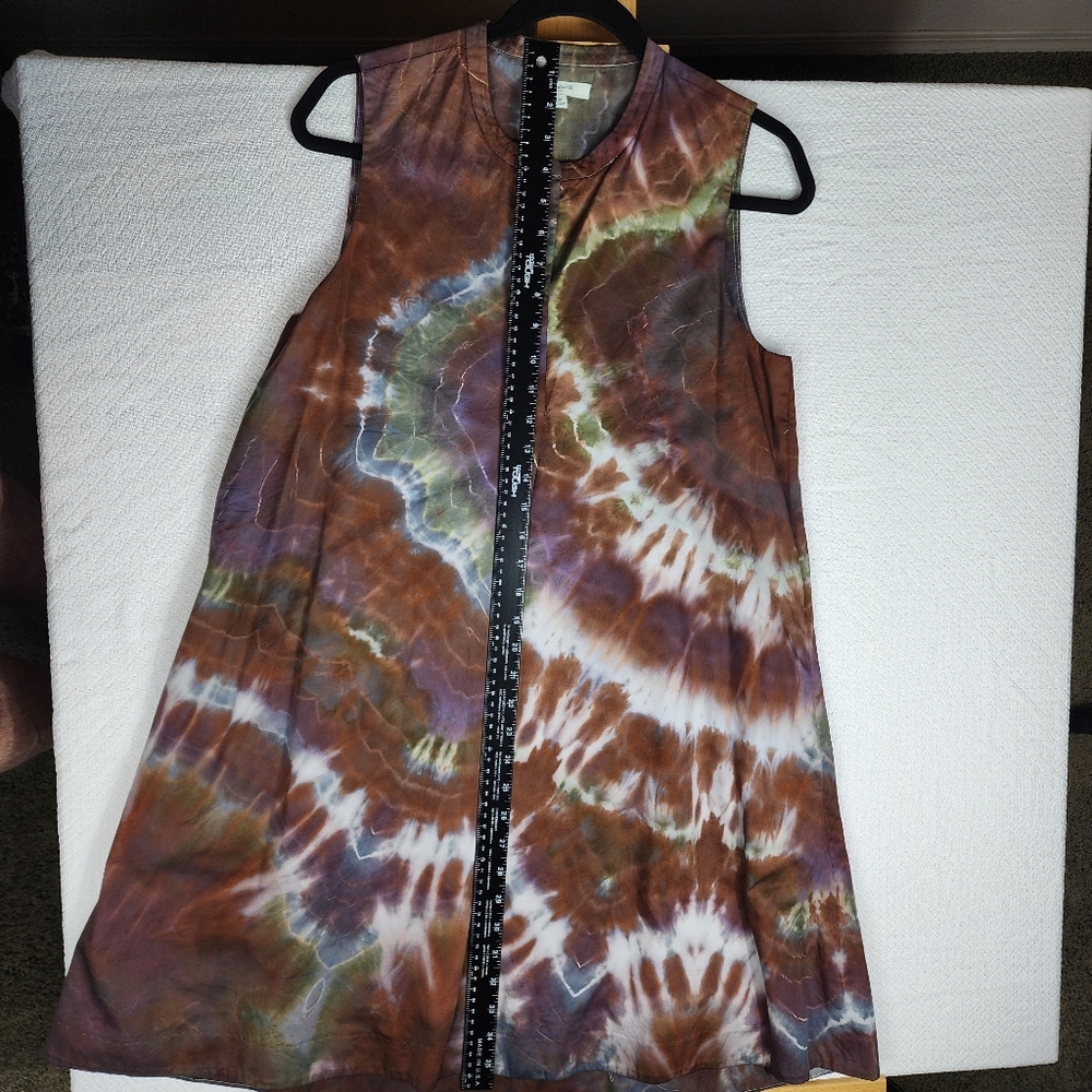 Madewell Tie-Dye Midi Dress in Brown and White - Picture 7 of 10